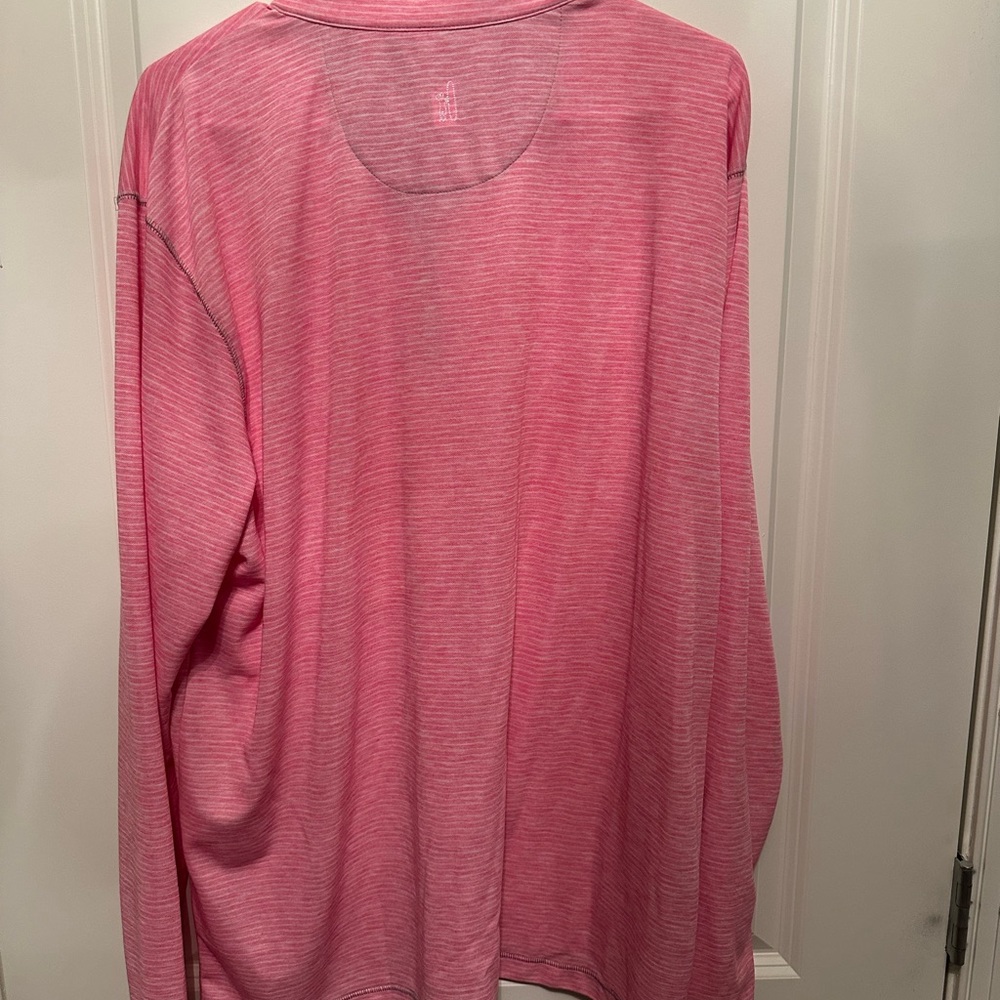 Men’s XL Johnnie O quarter zip. Like new.